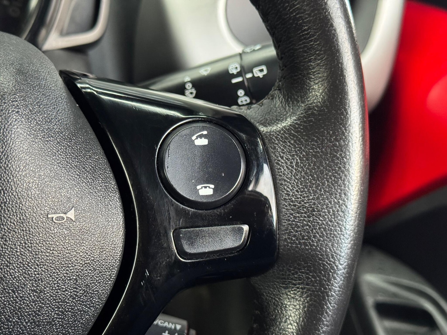 Used Peugeot 108 2015 for sale - 76573674: Photo 25