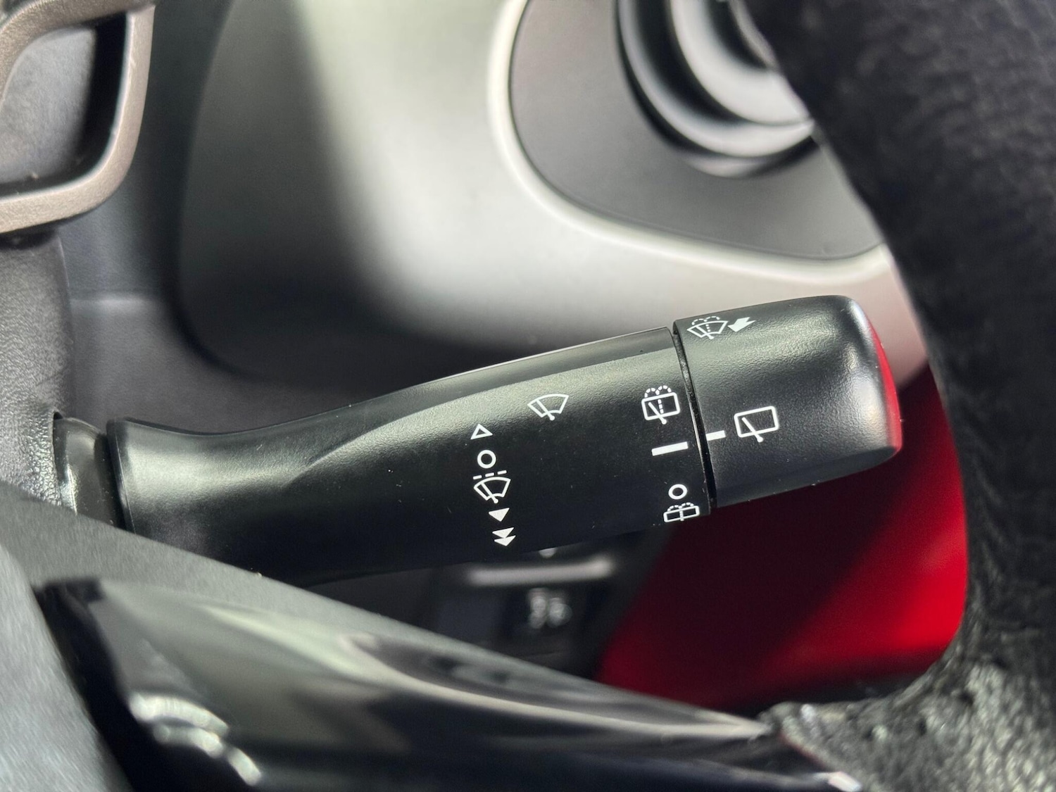 Used Peugeot 108 2015 for sale - 76573674: Photo 27