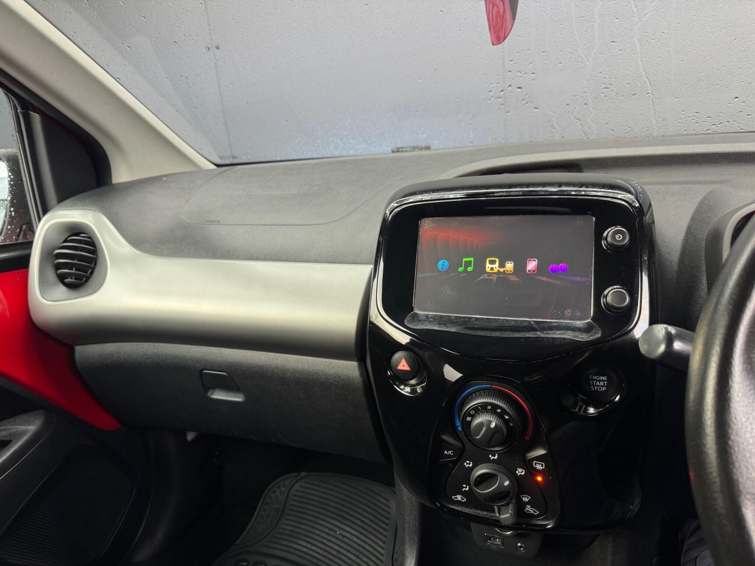 Used Peugeot 108 2015 for sale - 76573674: Photo 28