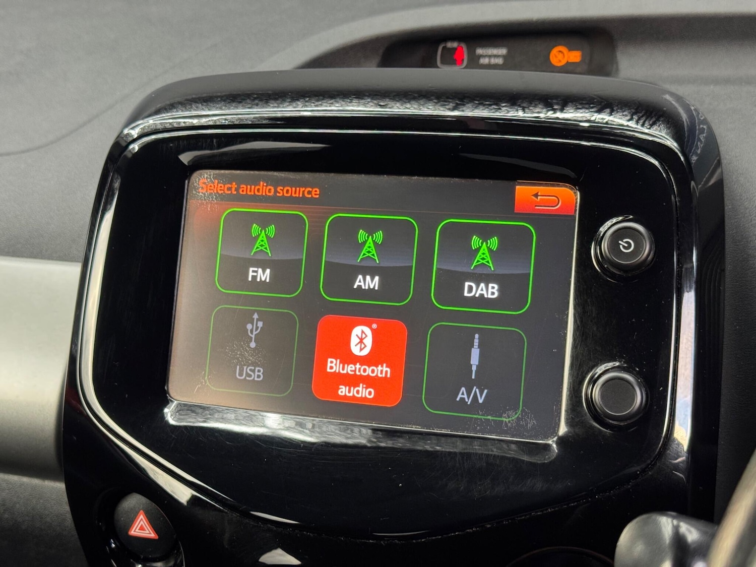 Used Peugeot 108 2015 for sale - 76573674: Photo 32