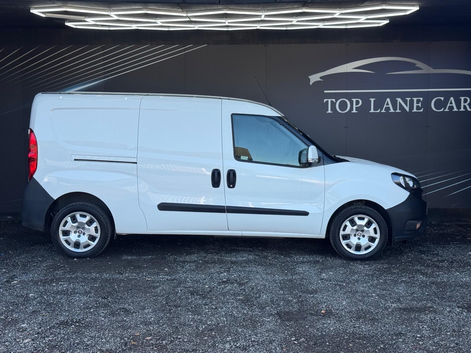 Used Fiat Doblo 2021 for sale - 76398967: Photo 2