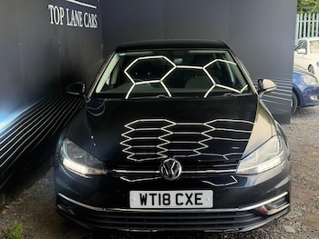 Used Volkswagen Golf 2018 for sale - 79438476: Photo