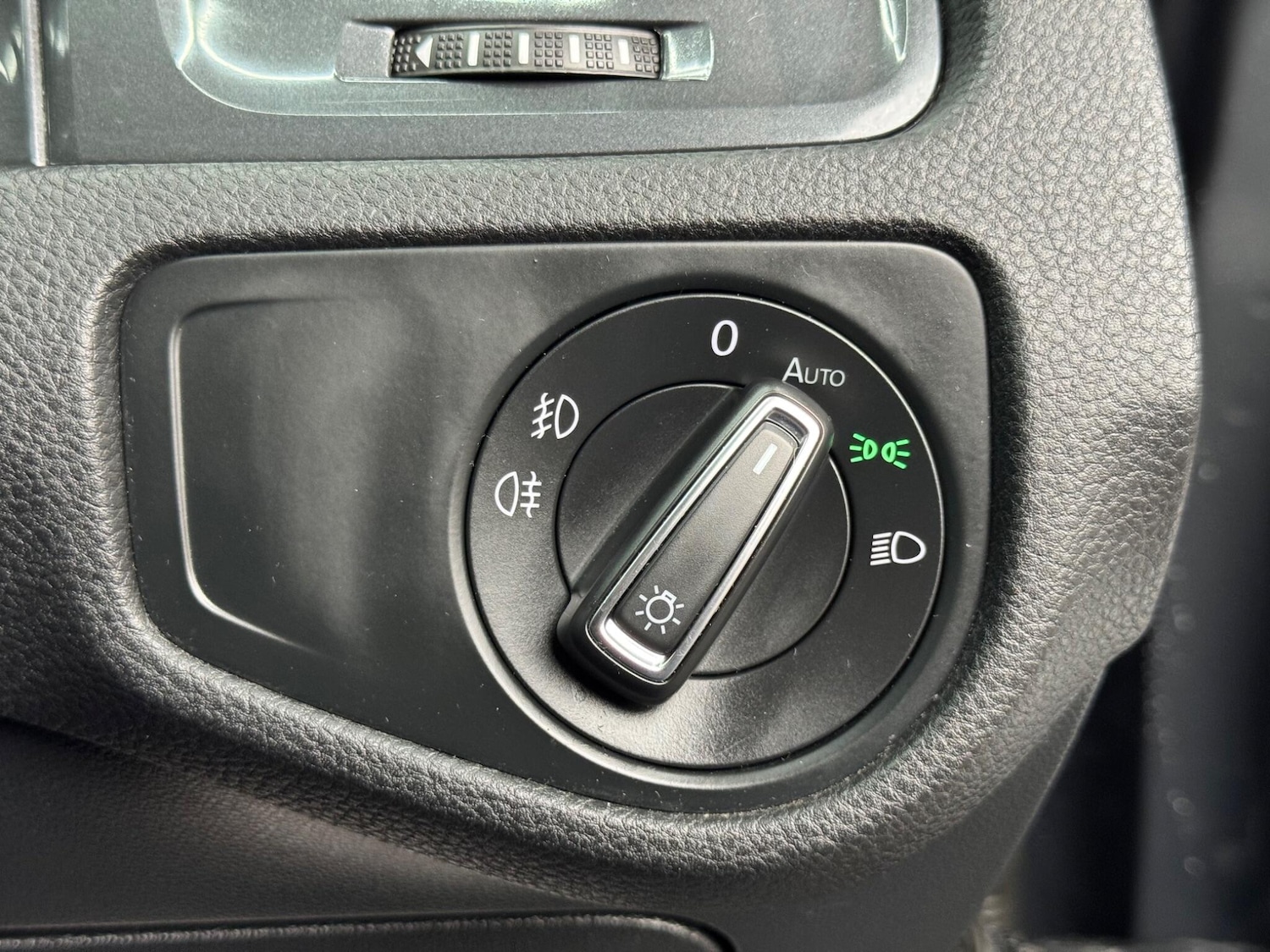 Used Volkswagen Golf 2020 for sale - 76660554: Photo 32