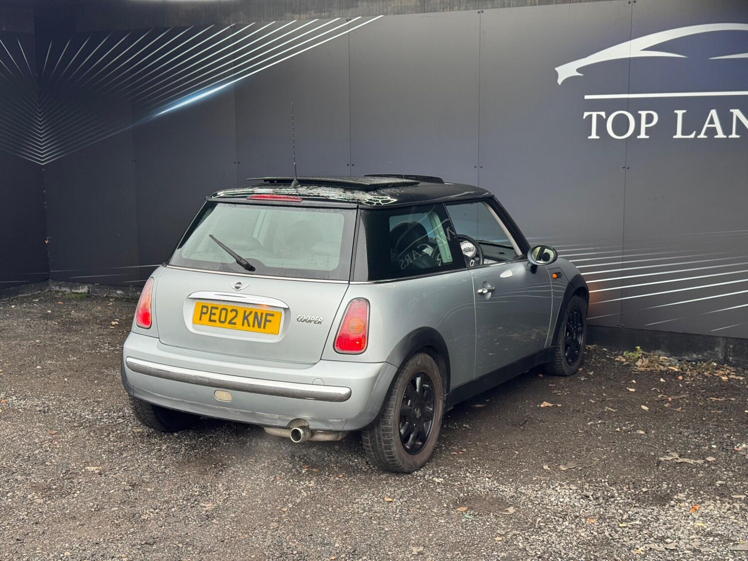 Used MINI Hatch 2002 for sale - 76408913: Photo 16