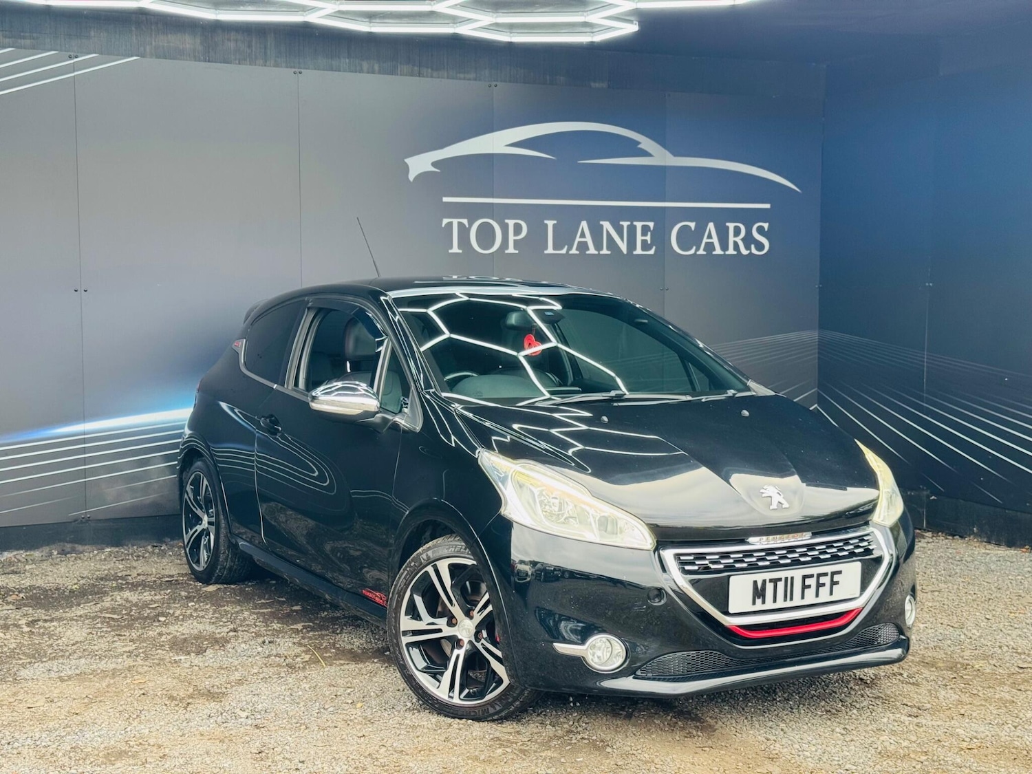 Used Peugeot 208 2015 for sale - 76294661: Photo 1