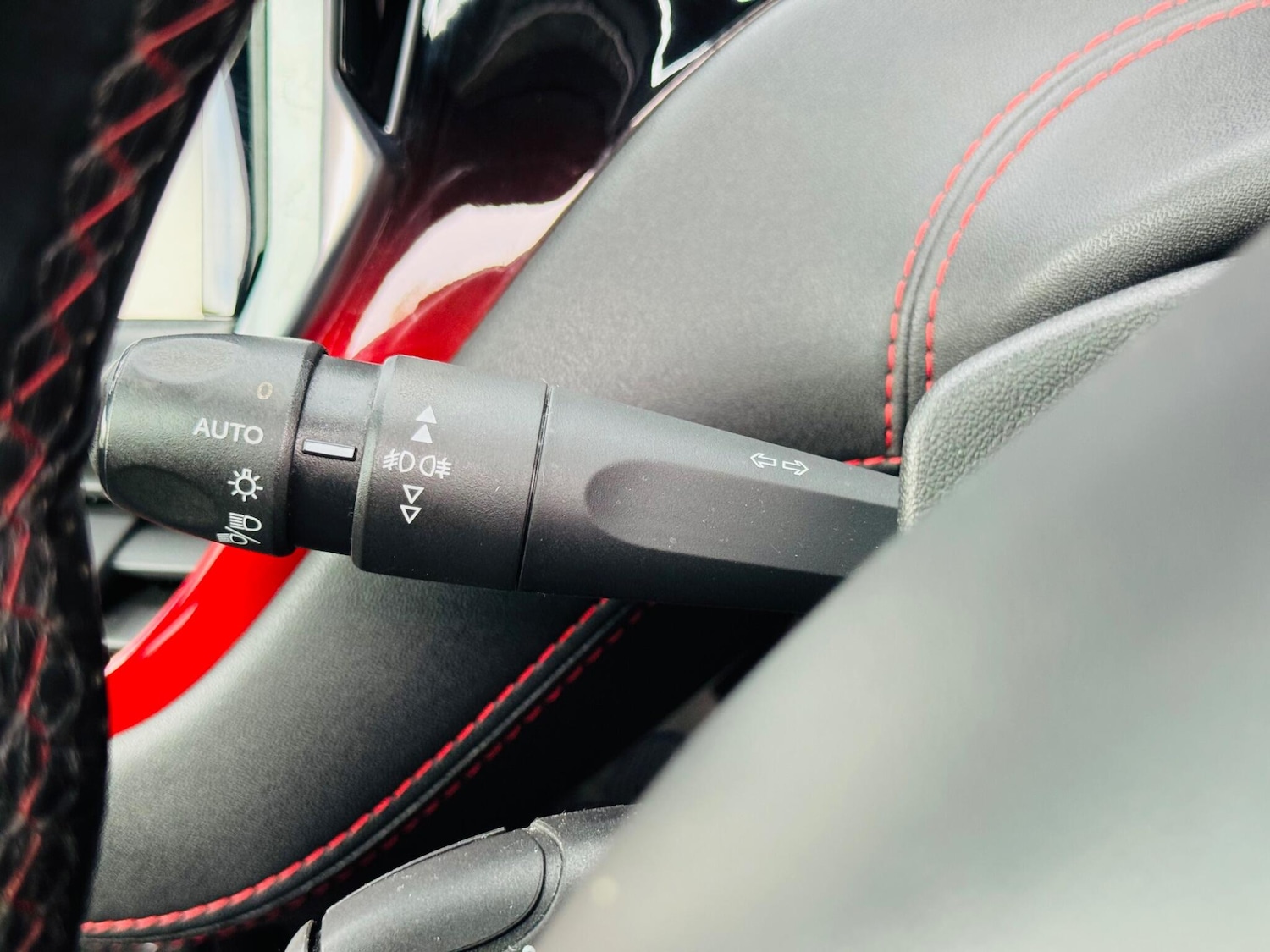 Used Peugeot 208 2015 for sale - 76294661: Photo 19