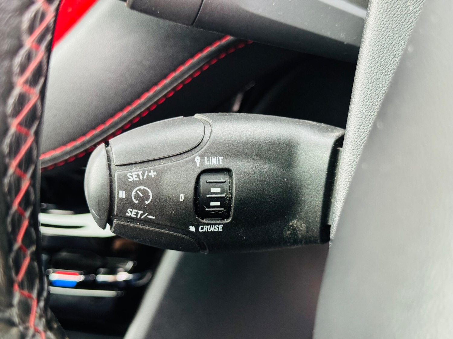 Used Peugeot 208 2015 for sale - 76294661: Photo 21