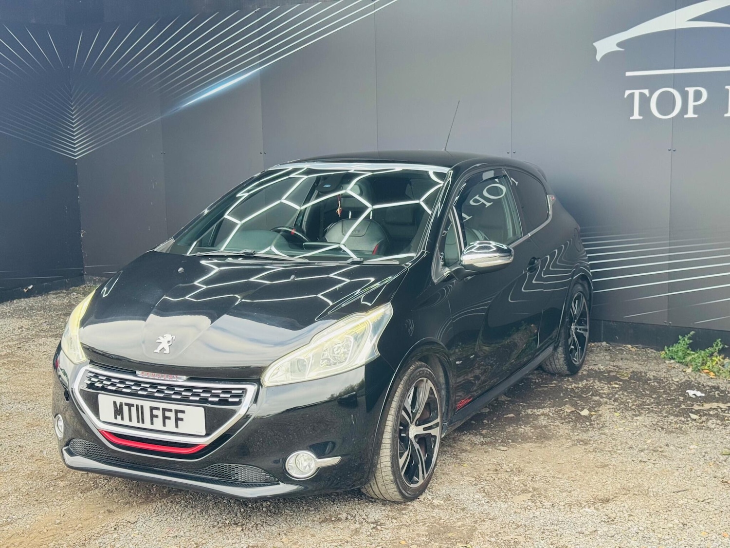 Used Peugeot 208 2015 for sale - 76294661: Photo 7