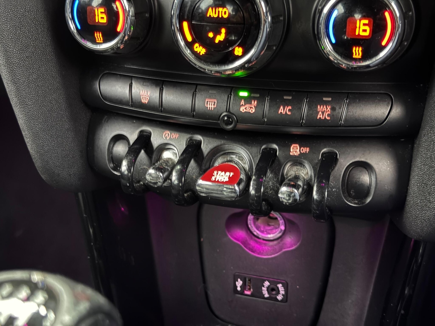 Used MINI Hatch 2015 for sale - 76408958: Photo 27