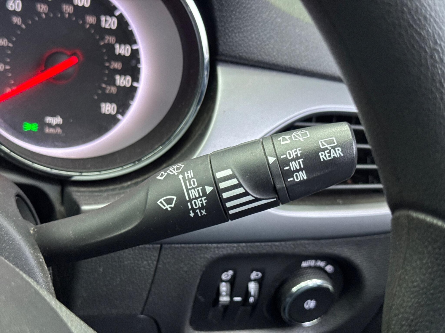 Used Vauxhall Astra 2017 for sale - 77190624: Photo 22