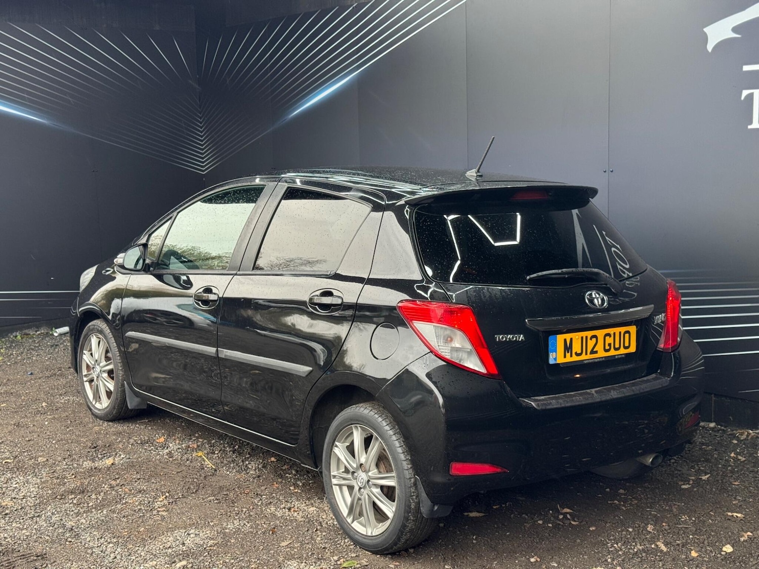 Used Toyota Yaris for sale - 76527915: Photo 11