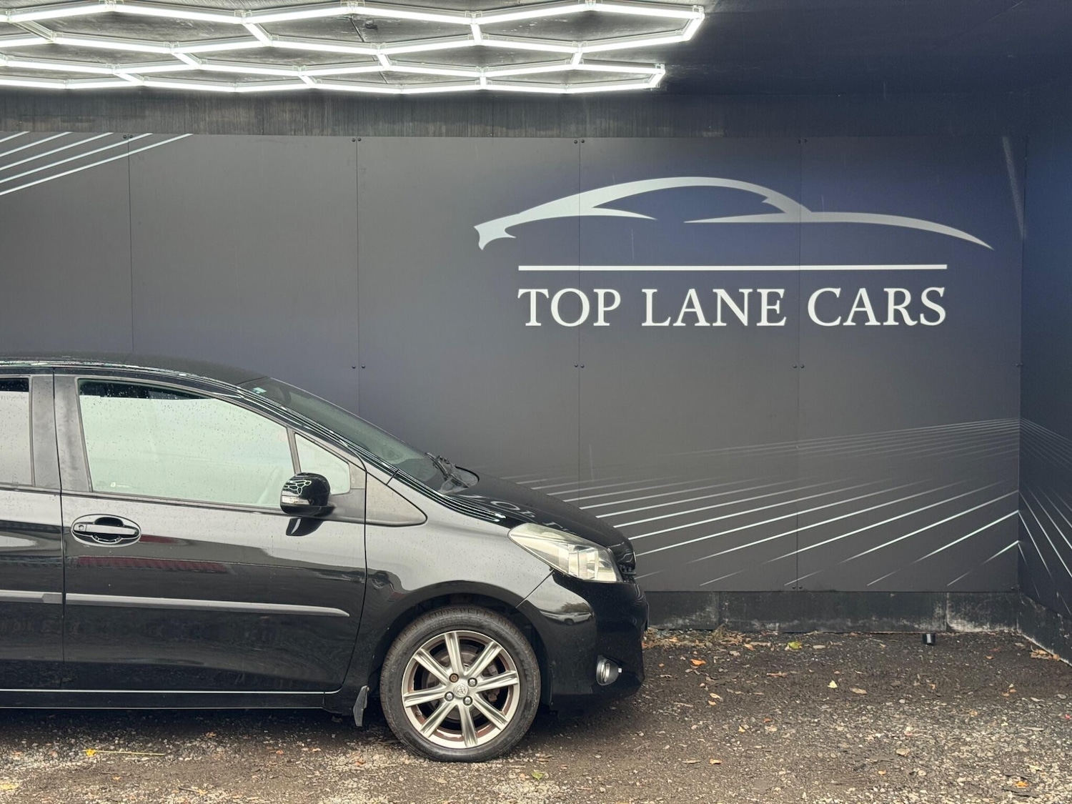 Used Toyota Yaris for sale - 76527915: Photo 17