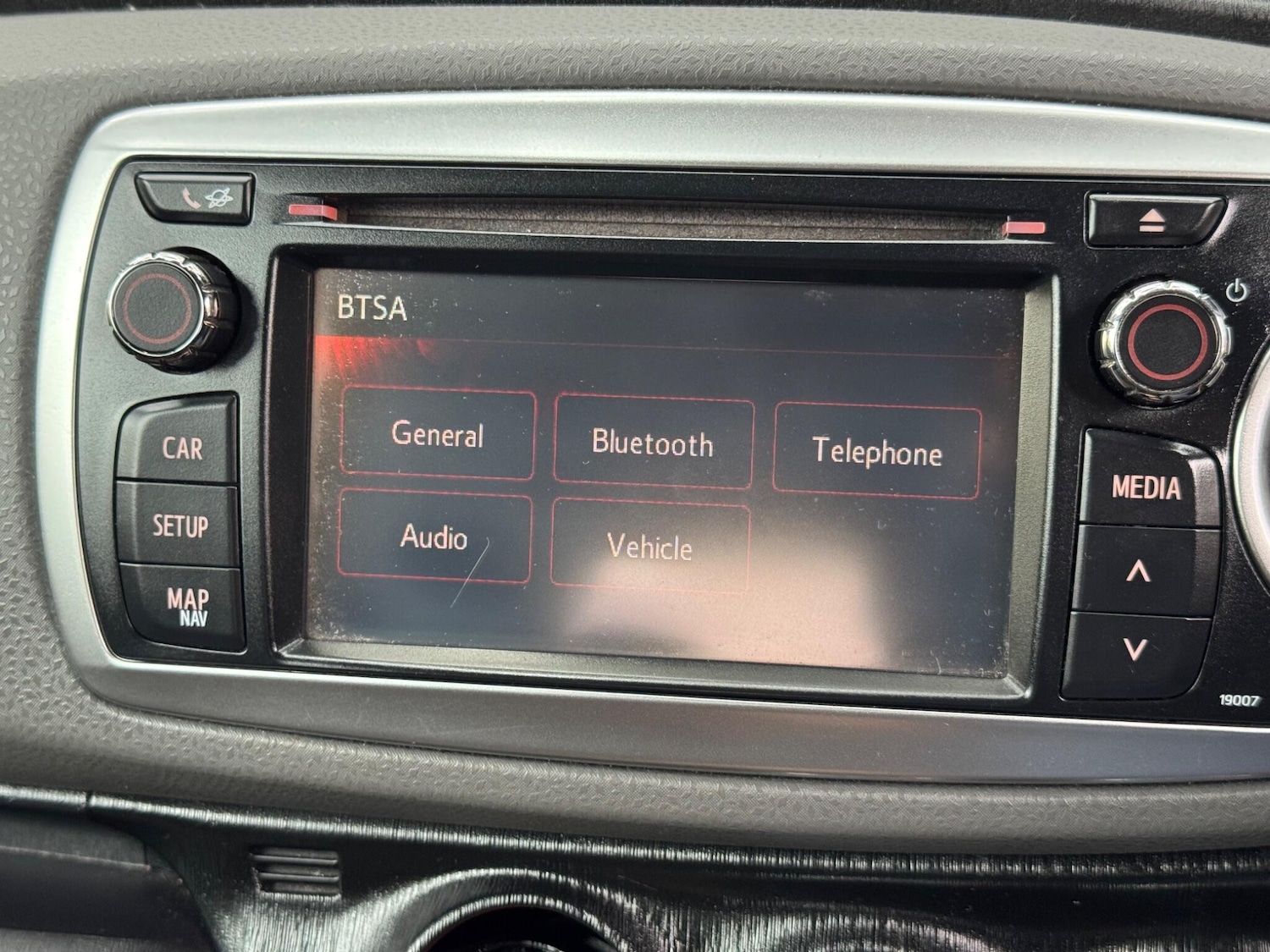 Used Toyota Yaris for sale - 76527915: Photo 27