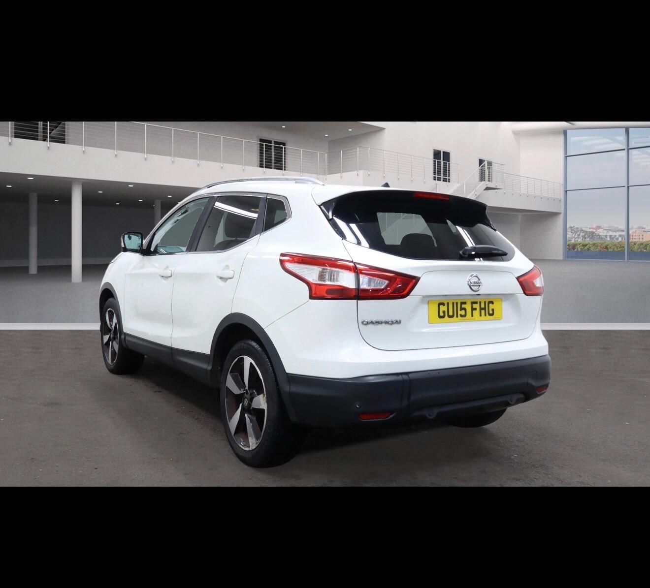 Used Nissan Qashqai 2015 for sale - 77884901: Photo 4