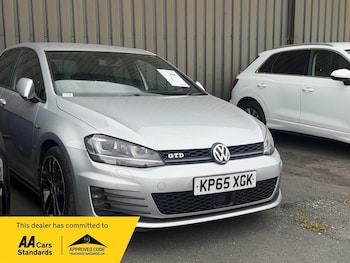 Used Volkswagen Golf 2016 for sale - 79523152: Photo