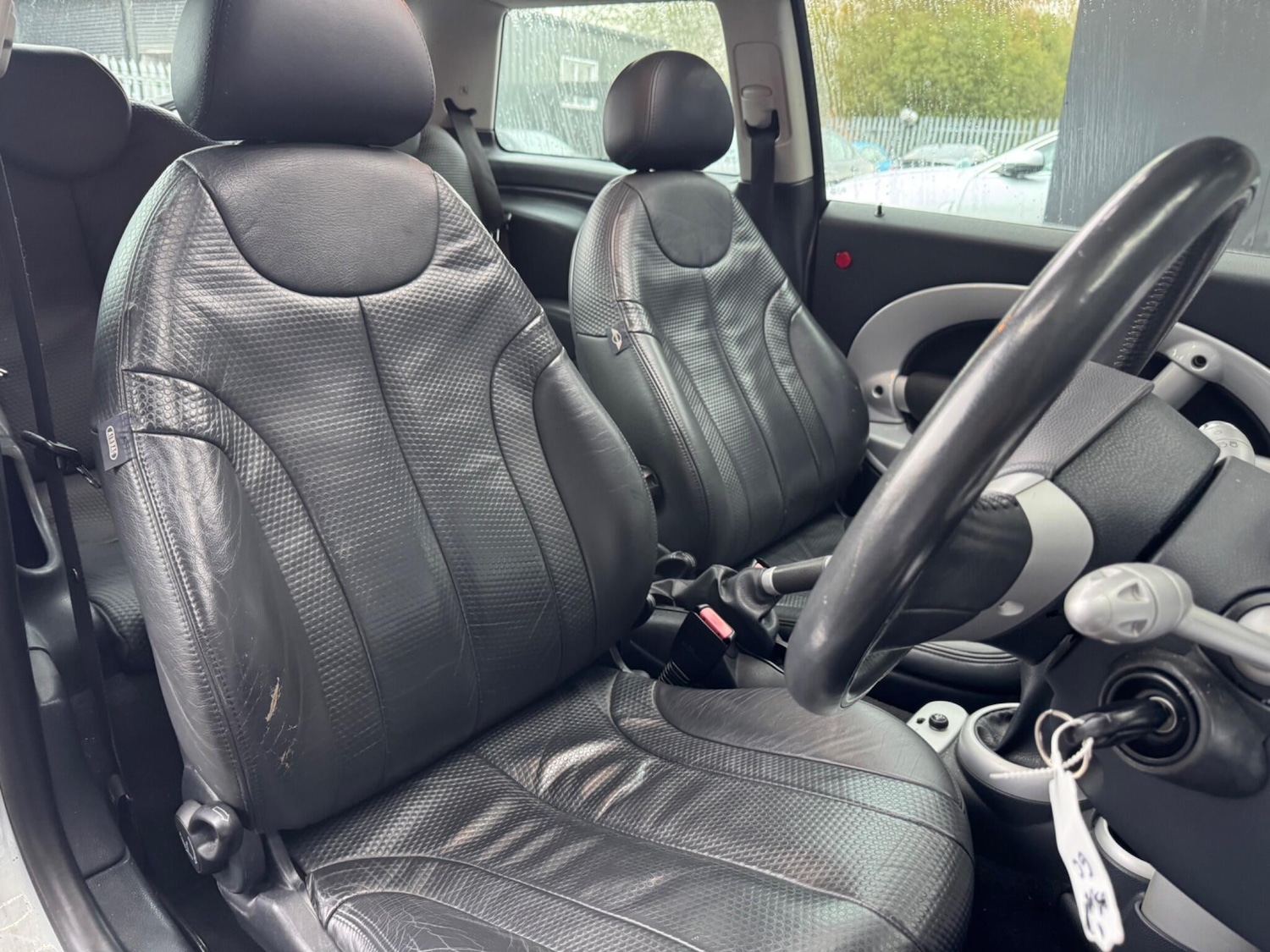 Used MINI Hatch 2002 for sale - 76992379: Photo 31