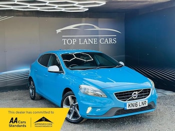 Used Volvo V40 2016 for sale - 75623088: Photo