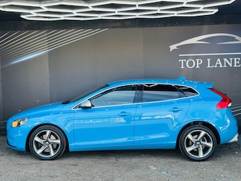 Used Volvo V40 2016 for sale - 75623088: Photo