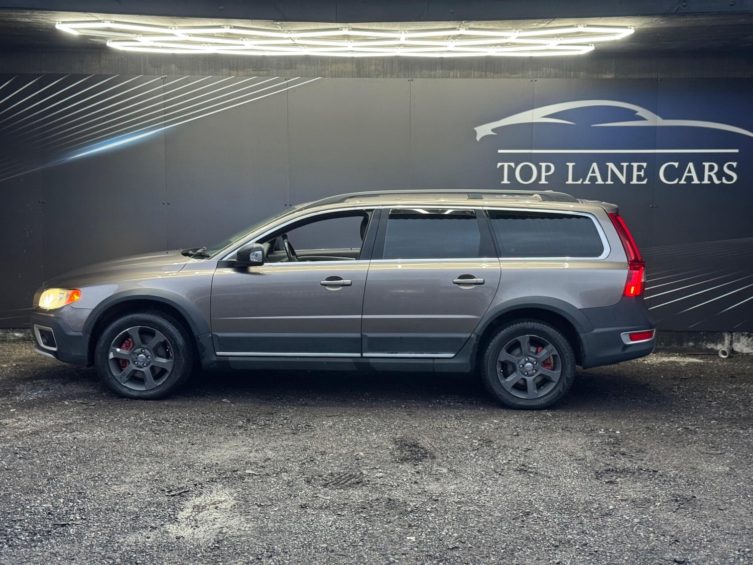 Used Volvo XC70 2008 for sale - 77119612: Photo 2