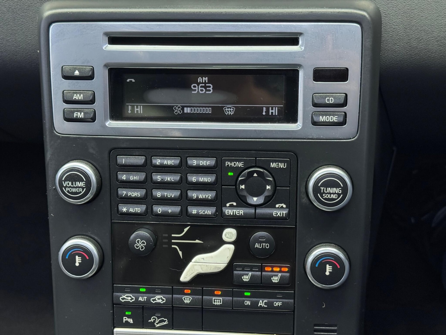 Used Volvo XC70 2008 for sale - 77119612: Photo 27