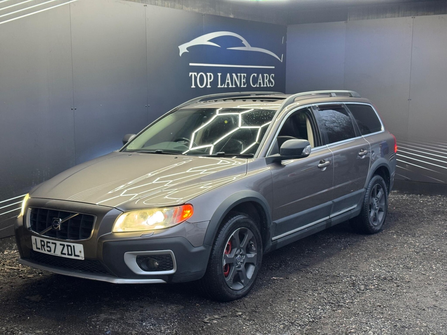 Used Volvo XC70 2008 for sale - 77119612: Photo 8