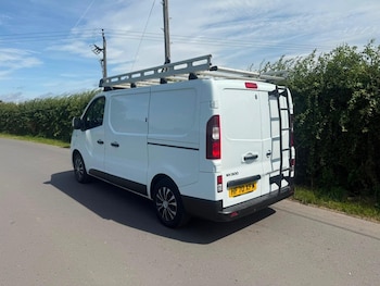 Used Nissan NV300 2020 for sale - 79266029: Photo