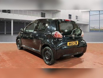 Used Toyota AYGO 2012 for sale - 77884903: Photo