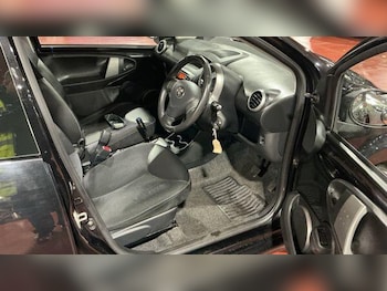 Used Toyota AYGO 2012 for sale - 77884903: Photo