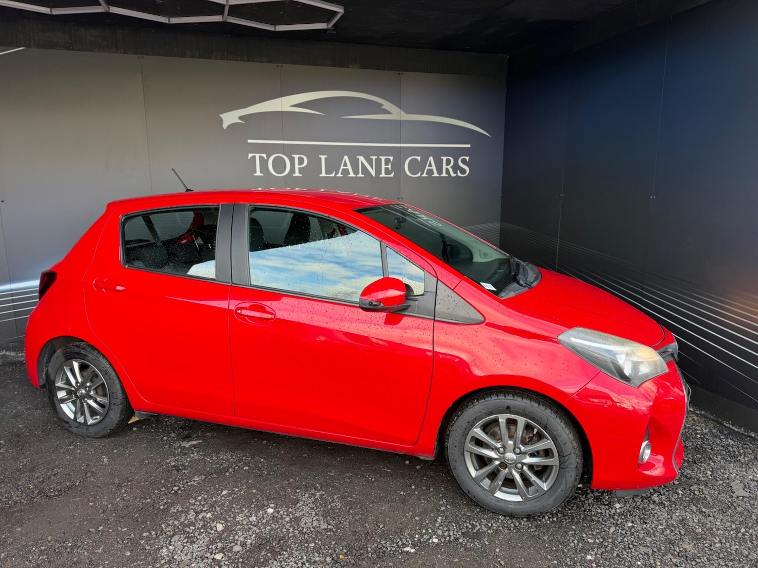 Used Toyota Yaris 2015 for sale - 77884912: Photo 14