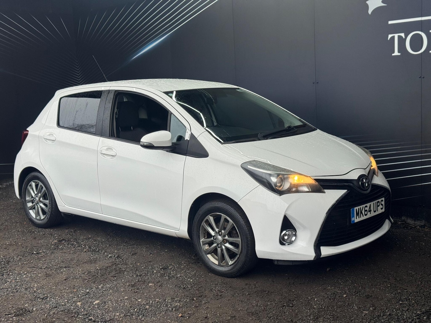 Used Toyota Yaris 2014 for sale - 77884899: Photo 10