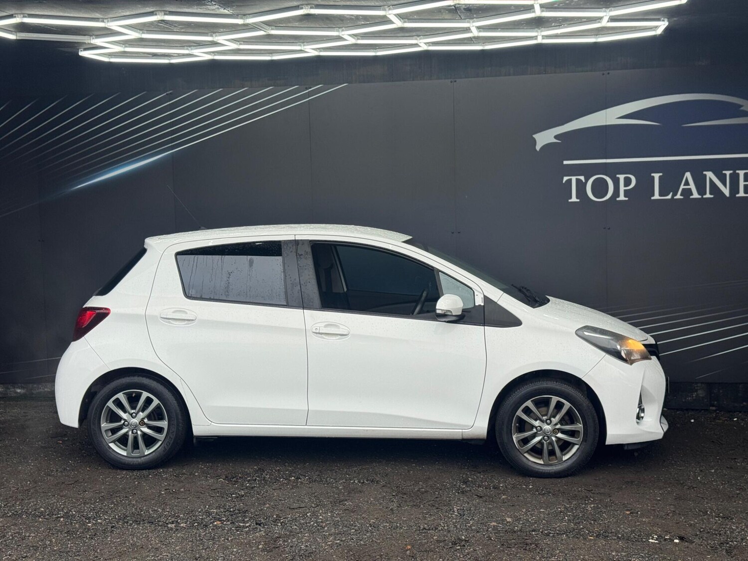 Used Toyota Yaris 2014 for sale - 77884899: Photo 12