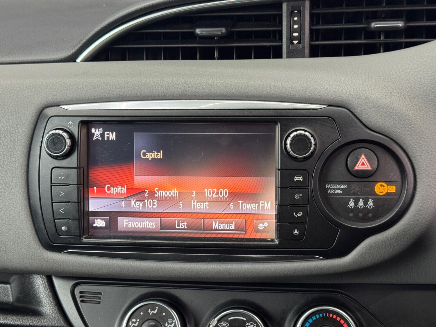 Used Toyota Yaris 2014 for sale - 77884899: Photo 27