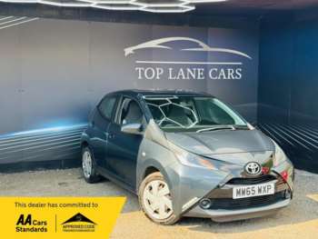 2015 (65) - 1.0 VVT-i x-play Euro 5 5dr Euro 5