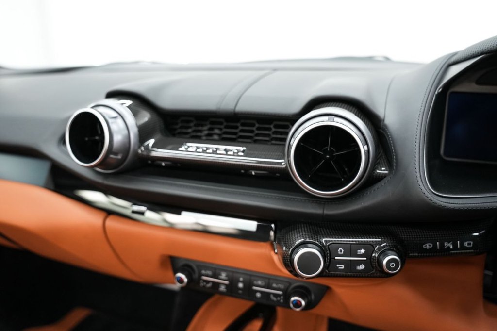 Used Ferrari 812 Superfast 2020 for sale - 77507994: Photo 34