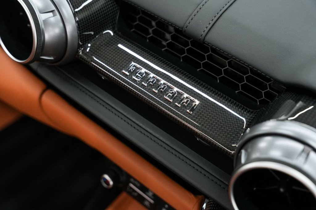 Used Ferrari 812 Superfast 2020 for sale - 77507994: Photo 35