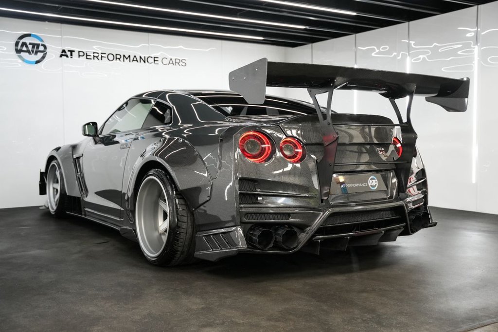Used Nissan GT-R 2011 for sale - 77667681: Photo 12