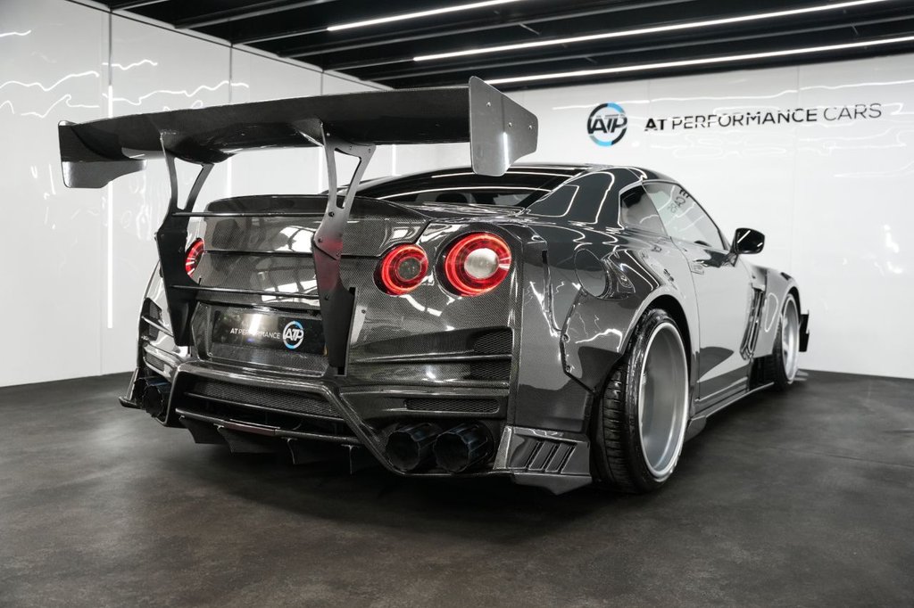 Used Nissan GT-R 2011 for sale - 77667681: Photo 14