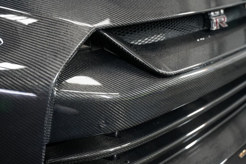 Used Nissan GT-R 2011 for sale - 77667681: Photo 2