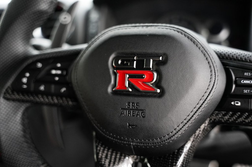 Used Nissan GT-R 2011 for sale - 77667681: Photo 24