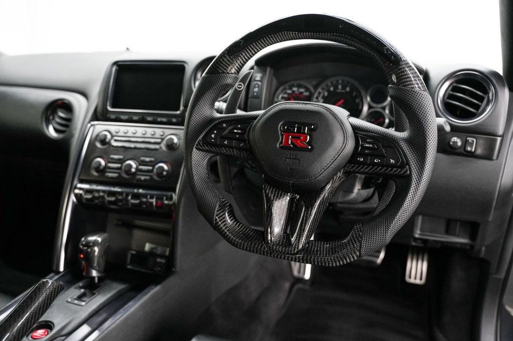 Used Nissan GT-R 2011 for sale - 77667681: Photo 32
