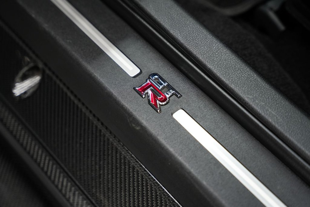 Used Nissan GT-R 2011 for sale - 77667681: Photo 45