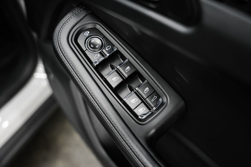 Used Porsche Macan 2018 for sale - 77121847: Photo 16