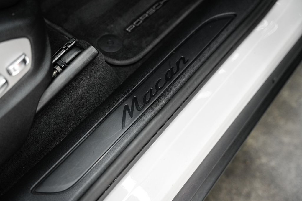Used Porsche Macan 2018 for sale - 77121847: Photo 19