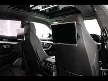 Used Lamborghini Urus 2019 for sale - 74524683: Photo