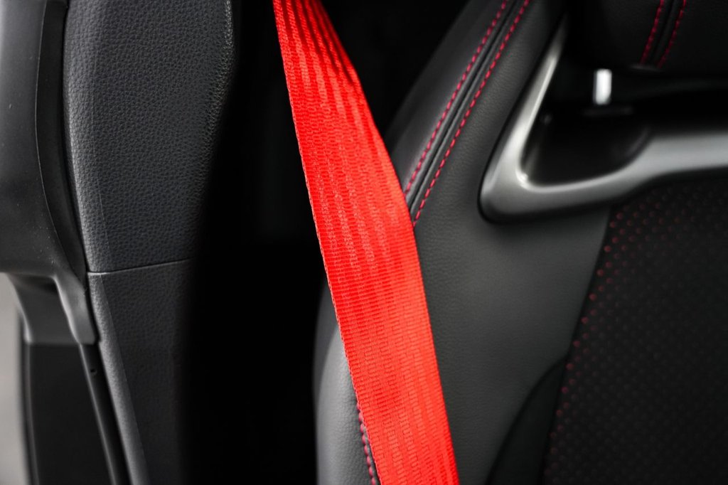 Used Toyota Yaris 2022 for sale - 76441789: Photo 2