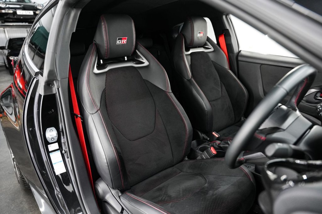 Used Toyota Yaris 2022 for sale - 76441789: Photo 38