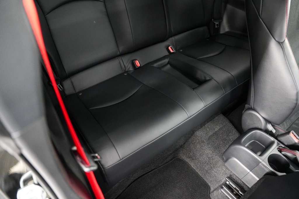 Used Toyota Yaris 2022 for sale - 76441789: Photo 42