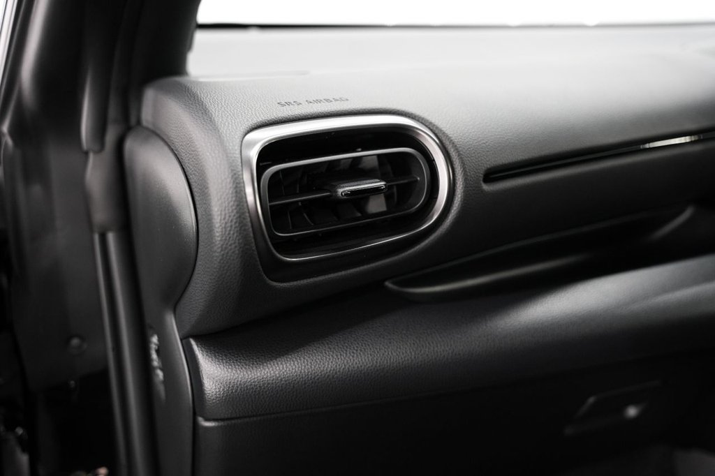 Used Toyota Yaris 2022 for sale - 76441789: Photo 48