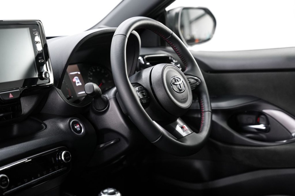 Used Toyota Yaris 2022 for sale - 76441789: Photo 49