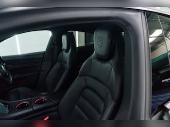 Used Porsche Taycan 2021 for sale - 78293319: Photo